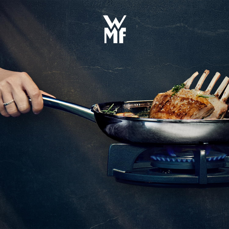 WMF Profi Resist Poêle 28 cm, Induction + four, Acier inoxydable poli, Revêtement antiadhésif PermaDur, Structure de protection 