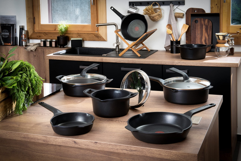 Tefal E24919 Robusto en aluminium moulé 28 cm| nettoyage facile | revêtement antiadhésif | indicateur de température à signal th